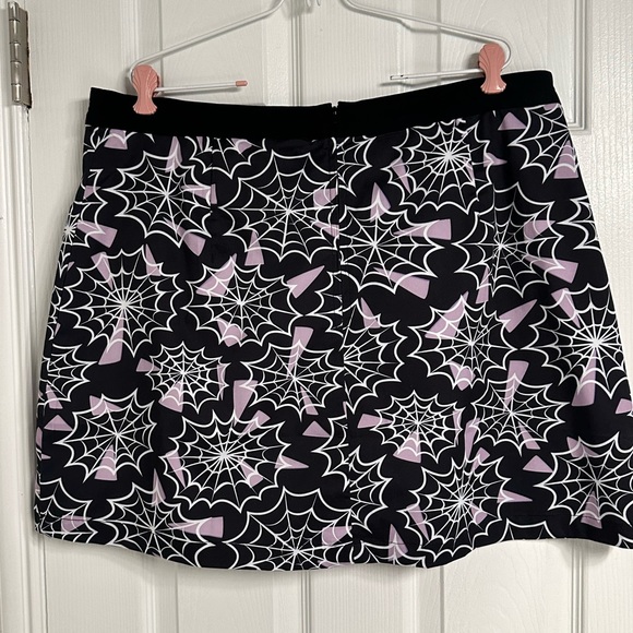 Smak Parlour Spiderweb Print mini skirt Woman’s plus size 1X - Picture 10 of 13
